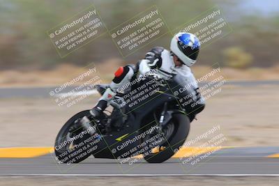 media/Sep-10-2022-SoCal Trackdays (Sat) [[a5bf35bb4a]]/Turn 6 (1140am)/